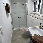Lägenhet Gemuetlich, Laendlich, Stadtnah