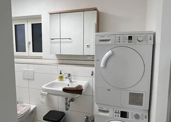 Gemuetlich, Laendlich, Stadtnah Lägenhet *